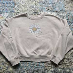 Rylee + Cru Boxy Shell Daisy Love Sweatshirt Women's Small (4-6)